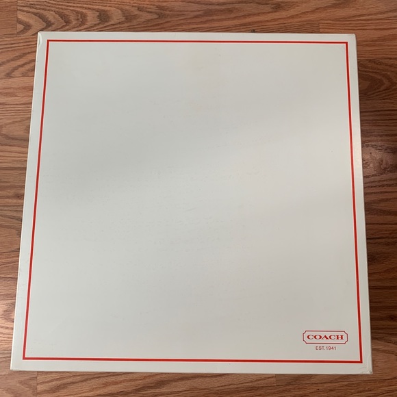 Coach Light Khaki Zip Satchel - Picture 7 of 11